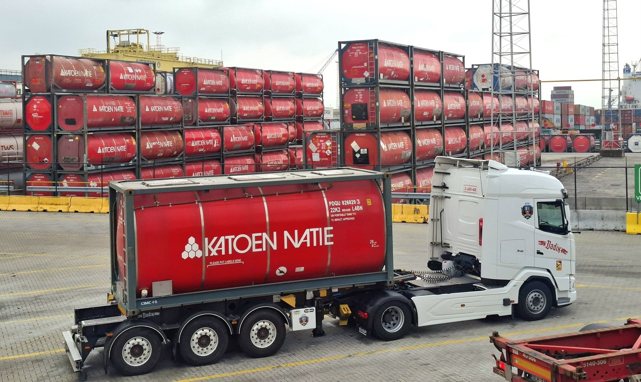 Isotank transport